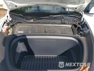 Zdjęcie 11 z 12 samochodu: 2023 TESLA MODEL Y VIN:7SAYGDEE6PA109343 - miniatura