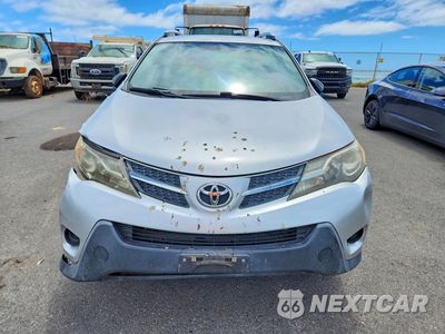 Piąte zdjęcie samochodu w środku: 2015 TOYOTA RAV4 LE VIN:JTMBFREV3FJ023128 - miniatura