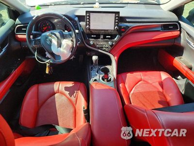 Zdjęcie 8 z 12 samochodu: 2021 TOYOTA CAMRY XSE VIN:4T1K61AK4MU613195 - miniatura