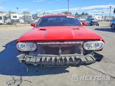 Piąte zdjęcie samochodu w środku: 2014 DODGE CHALLENGER R/T VIN:2C3CDYBT9EH257589 - miniatura