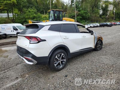 Trzecie zdjęcie samochodu z tyłu: 2023 KIA SPORTAGE EX VIN:KNDPVCAG5P7106734 - miniatura