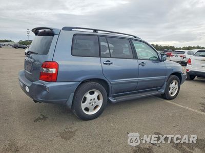 Trzecie zdjęcie samochodu z tyłu: 2005 TOYOTA HIGHLANDER LIMITED VIN:JTEEP21A750088813 - miniatura