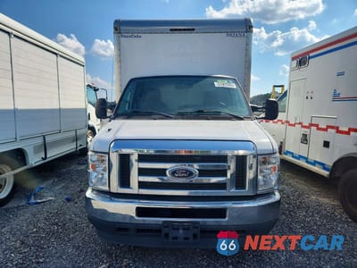Piąte zdjęcie samochodu w środku: 2021 FORD ECONOLINE E350 SUPER DUTY CUTAWAY VAN VIN:1FDWE3FN2MDC35171 - miniatura