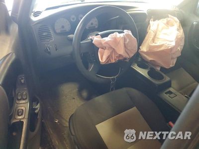 Zdjęcie 8 z 11 samochodu: 2004 FORD RANGER SUPER CAB VIN:1FTYR44U84PA81906 - miniatura