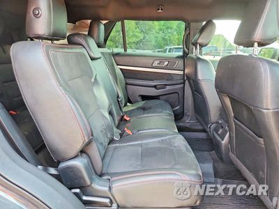 Zdjęcie 11 z 13 samochodu: 2018 FORD EXPLORER XLT VIN:1FM5K7D86JGB08152 - miniatura