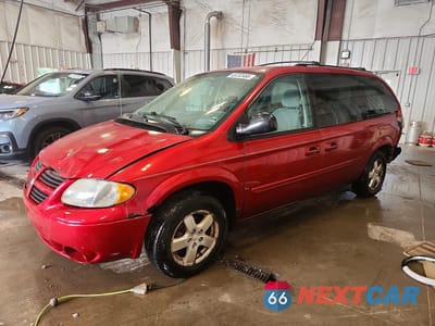2007 DODGE GRAND CARAVAN SXT 2D4GP44L37R219558 - główne zdjęcie licytacji z USA - miniatura