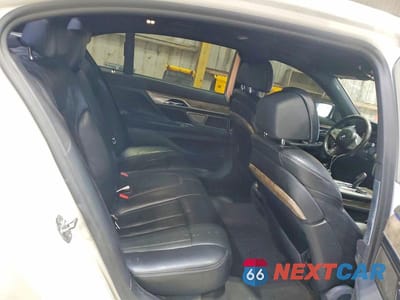Zdjęcie 10 z 12 samochodu: 2020 BMW 740 I VIN:WBA7T2C08LGL18129 - miniatura
