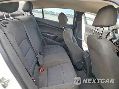 Zdjęcie 10 z 13 samochodu: 2018 CHEVROLET CRUZE LS VIN:1G1BC5SM6J7235808 - miniatura