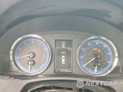 Zdjęcie 9 z 12 samochodu: 2018 TOYOTA COROLLA XLE VIN:5YFBURHE0JP746151 - miniatura