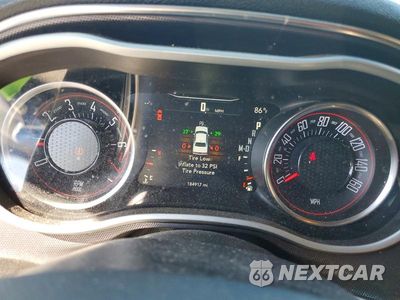 Zdjęcie 9 z 12 samochodu: 2017 DODGE CHALLENGER SXT VIN:2C3CDZAG7HH598178 - miniatura