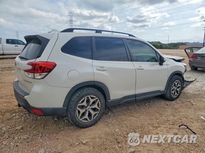 Trzecie zdjęcie samochodu z tyłu: 2020 SUBARU FORESTER PREMIUM VIN:JF2SKAJC3LH532691 - miniatura