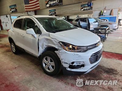 Czwarte zdjęcie samochodu z boku: 2017 CHEVROLET TRAX 1LT VIN:3GNCJPSB8HL284484 - miniatura