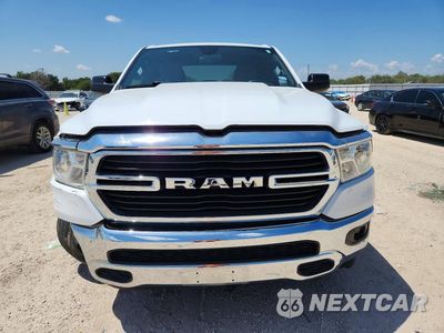 Piąte zdjęcie samochodu w środku: 2021 RAM 1500 BIG HORN/LONE STAR VIN:1C6RRFBG9MN726112 - miniatura