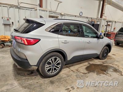 Trzecie zdjęcie samochodu z tyłu: 2020 FORD ESCAPE SEL VIN:1FMCU9H67LUB26640 - miniatura