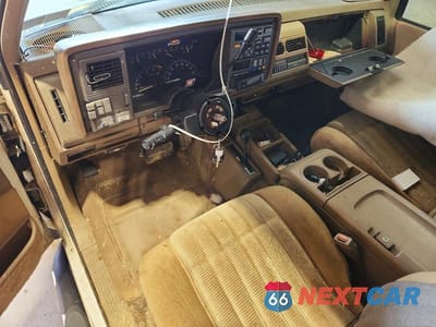 Zdjęcie 8 z 12 samochodu: 1994 CHEVROLET BLAZER K1500 VIN:1GNEK18K7RJ446169 - miniatura