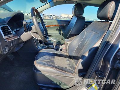 Zdjęcie 7 z 12 samochodu: 2011 LINCOLN MKZ HYBRID VIN:3LNDL2L34BR775331 - miniatura