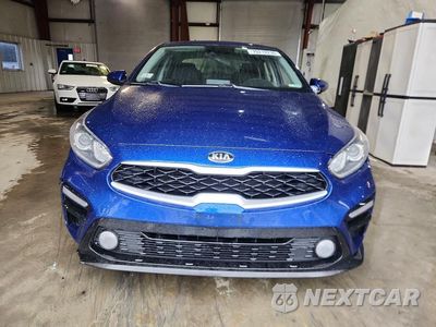 Piąte zdjęcie samochodu w środku: 2019 KIA FORTE LXS VIN:3KPF24AD6KE067421 - miniatura