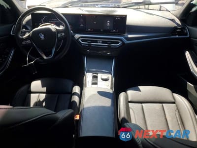 Zdjęcie 8 z 12 samochodu: 2024 BMW 330XI VIN:3MW89FF00R8E85193 - miniatura