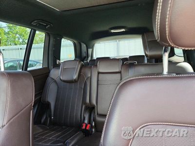 Zdjęcie 10 z 13 samochodu: 2018 MERCEDES-BENZ GLS 450 4MATIC VIN:4JGDF6EE0JB148951 - miniatura