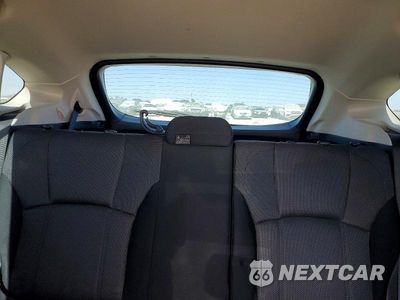 Zdjęcie 10 z 13 samochodu: 2018 SUBARU IMPREZA PREMIUM VIN:4S3GTAB67J3739105 - miniatura