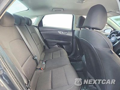 Zdjęcie 10 z 13 samochodu: 2021 KIA FORTE LXS VIN:3KPF24AD4ME267801 - miniatura