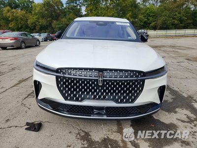 Piąte zdjęcie samochodu w środku: 2025 LINCOLN NAUTILUS PREMIERE VIN:5LMPJ8JA8SJ949318 - miniatura