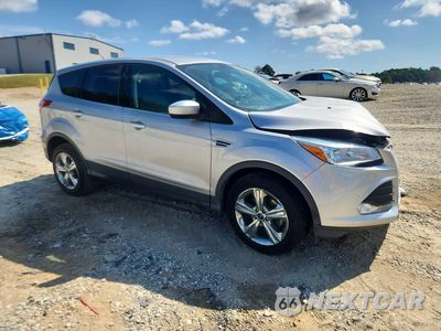 Czwarte zdjęcie samochodu z boku: 2014 FORD ESCAPE SE VIN:1FMCU0GX9EUA69110 - miniatura