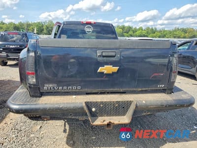 Zdjęcie 6 z 12 samochodu: 2014 CHEVROLET SILVERADO K3500 LTZ VIN:1GC4K1C88EF106753 - miniatura