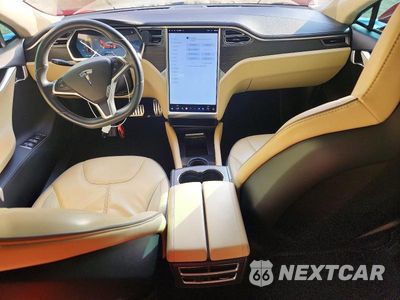 Zdjęcie 8 z 12 samochodu: 2014 TESLA MODEL S VIN:5YJSA1H10EFP32095 - miniatura