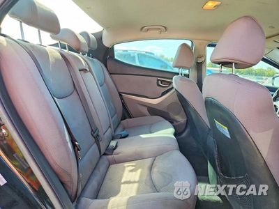 Zdjęcie 10 z 12 samochodu: 2013 HYUNDAI ELANTRA GLS VIN:KMHDH4AE1DU847874 - miniatura