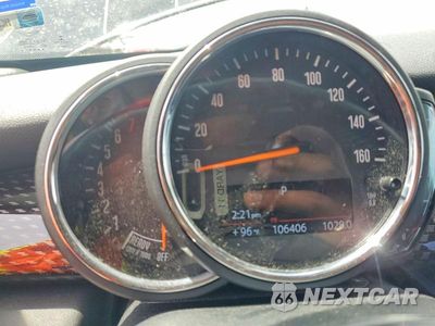 Zdjęcie 9 z 12 samochodu: 2018 MINI COOPER S VIN:WMWXU3C53J2F49984 - miniatura