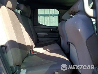 Zdjęcie 10 z 12 samochodu: 2025 TOYOTA TACOMA SR5 VIN:3TMKB5FNXSM033123 - miniatura