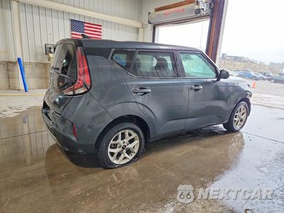 Trzecie zdjęcie samochodu z tyłu: 2025 KIA SOUL LX VIN:KNDJ23AU1S7262783 - miniatura