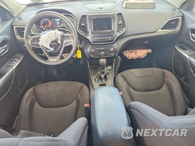 Zdjęcie 8 z 12 samochodu: 2021 JEEP CHEROKEE LATITUDE VIN:1C4PJLCB7MD134447 - miniatura
