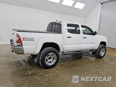 Trzecie zdjęcie samochodu z tyłu: 2015 TOYOTA TACOMA DOUBLE CAB PRERUNNER VIN:5TFJU4GN7FX069706 - miniatura