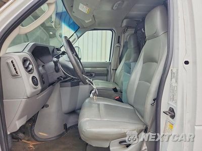 Zdjęcie 7 z 13 samochodu: 2011 FORD ECONOLINE E250 VAN VIN:1FTNE2ELXBDB01709 - miniatura
