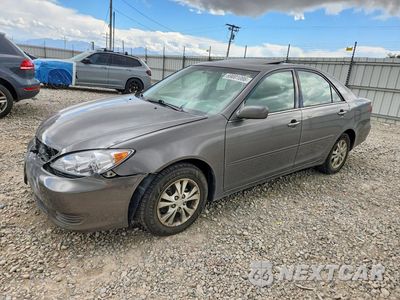 2005 TOYOTA CAMRY LE V6 4T1BF30K15U614786 - główne zdjęcie licytacji z USA - miniatura