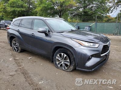 Czwarte zdjęcie samochodu z boku: 2020 TOYOTA HIGHLANDER HYBRID XLE VIN:5TDHBRCHXLS507752 - miniatura