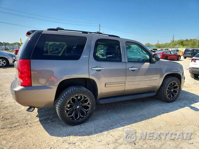 Trzecie zdjęcie samochodu z tyłu: 2013 GMC YUKON SLT VIN:1GKS2CE09DR151714 - miniatura