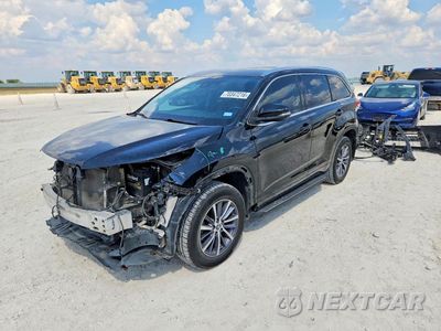 2018 TOYOTA HIGHLANDER XLE 5TDKZRFH5JS546811 - główne zdjęcie licytacji z USA - miniatura