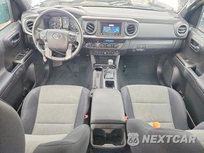 Zdjęcie 8 z 12 samochodu: 2022 TOYOTA TACOMA TRD OFF-ROAD VIN:3TMCZ5AN5NM497433 - miniatura
