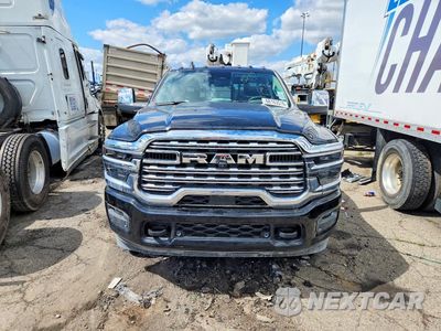 Piąte zdjęcie samochodu w środku: 2025 RAM 3500 LIMITED VIN:3C63RRRL7SG574668 - miniatura