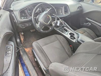 Zdjęcie 8 z 12 samochodu: 2017 DODGE CHALLENGER SXT VIN:2C3CDZAG7HH507779 - miniatura