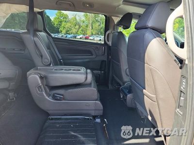Zdjęcie 11 z 14 samochodu: 2021 HONDA ODYSSEY EXL VIN:5FNRL6H78MB038442 - miniatura