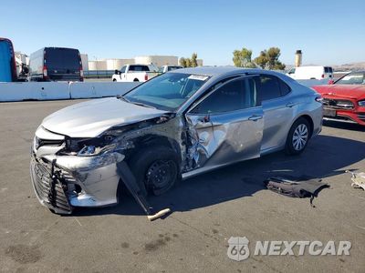 2020 TOYOTA CAMRY LE 4T1C31AK7LU536477 - główne zdjęcie licytacji z USA - miniatura