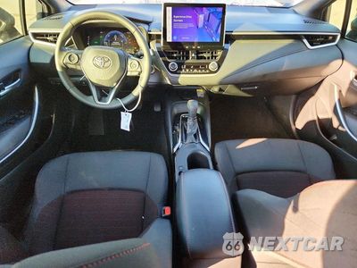 Zdjęcie 8 z 12 samochodu: 2025 TOYOTA COROLLA HYBRID SE VIN:JTDBCMFE7S3079131 - miniatura