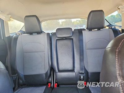 Zdjęcie 10 z 14 samochodu: 2018 FORD ESCAPE SE VIN:1FMCU0GD0JUB58547 - miniatura