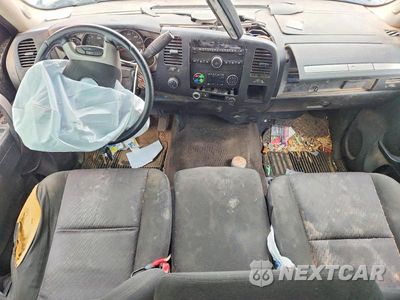 Zdjęcie 8 z 12 samochodu: 2010 CHEVROLET SILVERADO K1500 LT VIN:3GCRKSE39AG188580 - miniatura