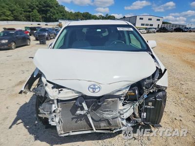 Piąte zdjęcie samochodu w środku: 2014 TOYOTA SIENNA LE VIN:5TDKK3DC4ES408062 - miniatura