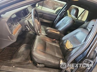 Zdjęcie 7 z 12 samochodu: 2003 FORD CROWN VICTORIA LX VIN:2FAFP74W93X161410 - miniatura
